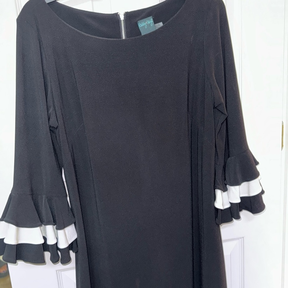 Gabby Skye Polyester/Spandex dress size 12
